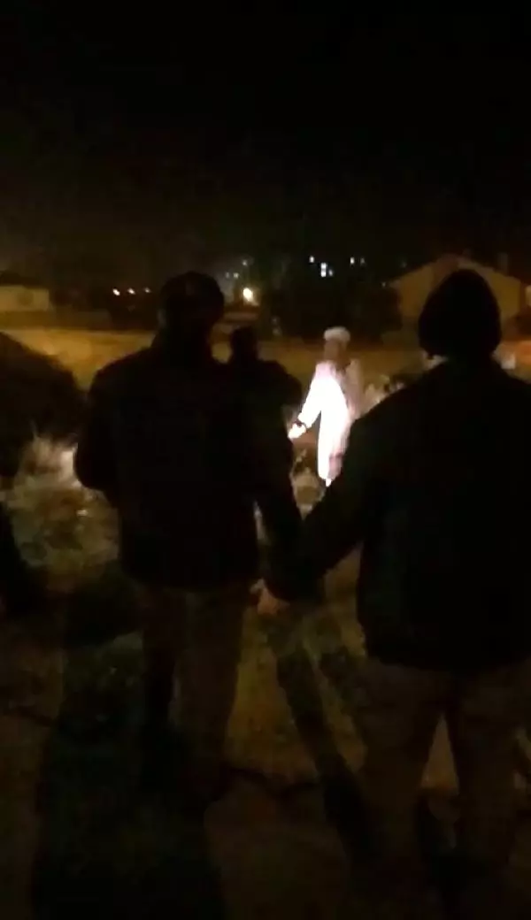 İş arkadaşını öldürüp, müşterileri yaralayan lokanta çalışanı tutuklandı (2) İş arkadaşını öldürüp, müşterileri yaralayan lokanta çalışanı tutuklandı (2)