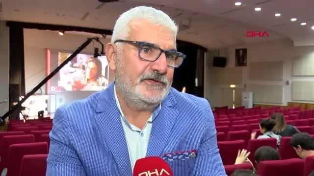 İzmir drx sahnesinde hekimler kendi hikayelerini anlattı İzmir drx sahnesinde hekimler kendi hikayelerini anlattı