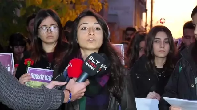 Katledilen üniversiteli Güleda'nın apartı önünde eylem Katledilen üniversiteli Güleda'nın apartı önünde eylem