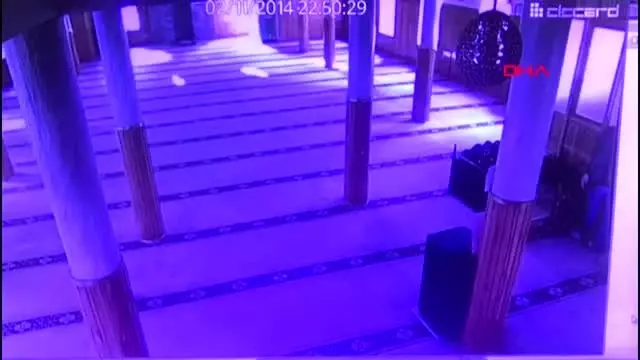 Kayseri caminin bağış parasını çalan şüpheli yakalandı Kayseri caminin bağış parasını çalan şüpheli yakalandı