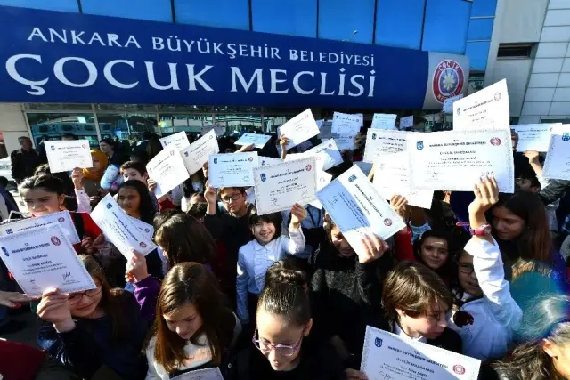Kent yönetiminde Çocuk Meclisi aktif rol alacak Kent yönetiminde Çocuk Meclisi aktif rol alacak