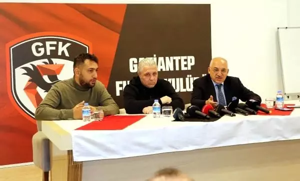 Marius Sumudica: Hagi beni arayarak ülkene dön dedi Marius Sumudica: Hagi beni arayarak ülkene dön dedi