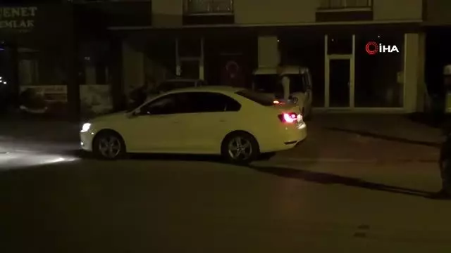 Osmaniye Polisi şok uygulamada esrar ele geçirdi Osmaniye Polisi şok uygulamada esrar ele geçirdi