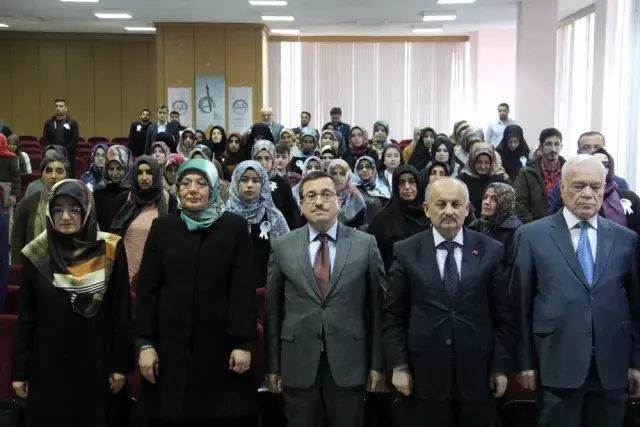 'Peygamberimiz ve Aile' konulu programa yoğun ilgi