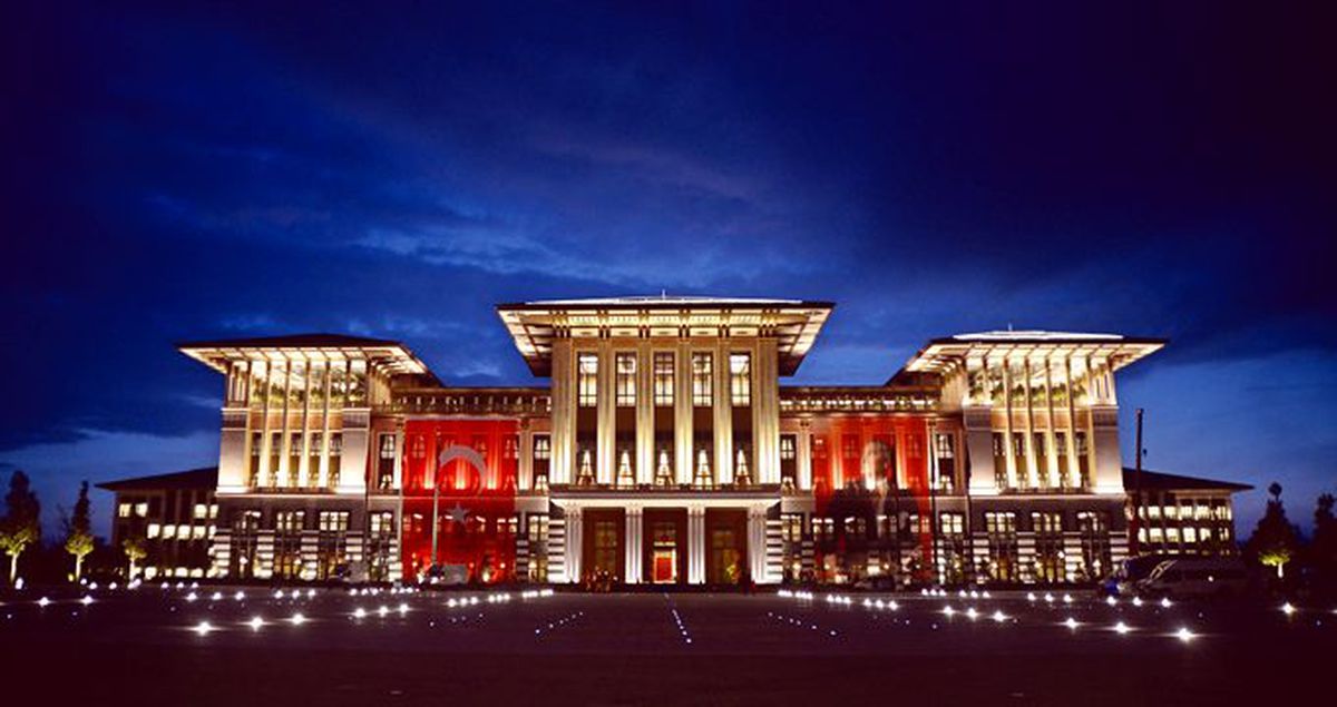 AK Parti'den Beştepe'ye giden CHP'li iddiasına ilişkin açıklama: Cumhurbaşkanı'nın asla bir ilgisi yoktur