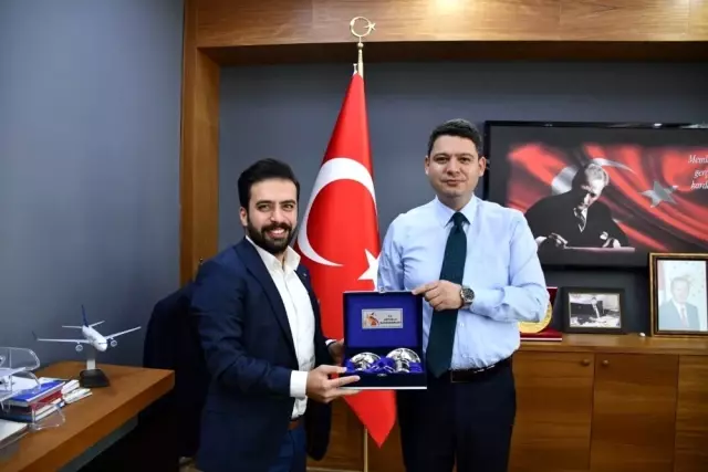 Yılın öğretmeni, Kaymakam Gökpınar'ı ziyaret etti Yılın öğretmeni, Kaymakam Gökpınar'ı ziyaret etti