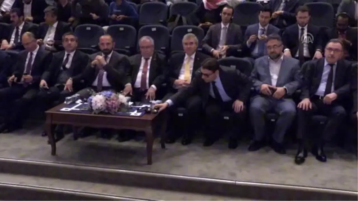 Büyükelçiler, uluslararası öğrencilerle bir araya geldi