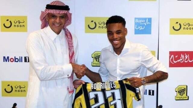 Garry Rodrigues transferinde taksitleri ödemeyen Al Ittihad'e FIFA'dan transfer yasağı gelebilir