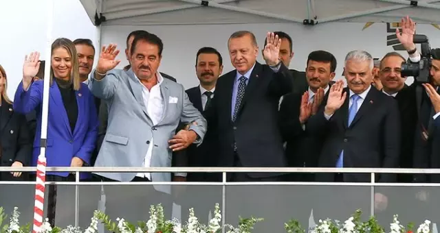 Erdoğan'ı yanlış anlayan Tatlıses'in anısı alandakileri güldürdü Erdoğan'ı yanlış anlayan Tatlıses'in anısı alandakileri güldürdü