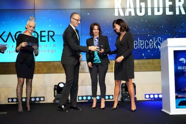 Kadın istihdamının öncüleri ödüllendirildi