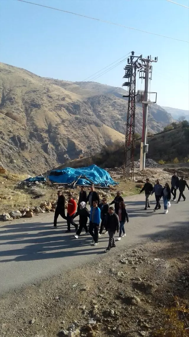 Kozluk'ta öğretmenler için doğa yürüyüşü Kozluk'ta öğretmenler için doğa yürüyüşü
