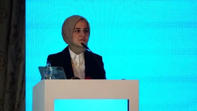 Milli Eğitim Bakanı Ziya Selçuk 'Eğitim ya da Eğitim' dergisinin tanıtım toplantısına katıldı
