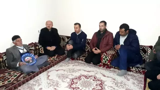 Öğretmenlerden şehit ailesine ziyaret