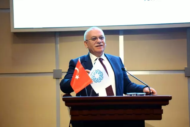 Prof. Dr. Martin Löffelholz, İstanbul Ticaret Odasında konferans verdi