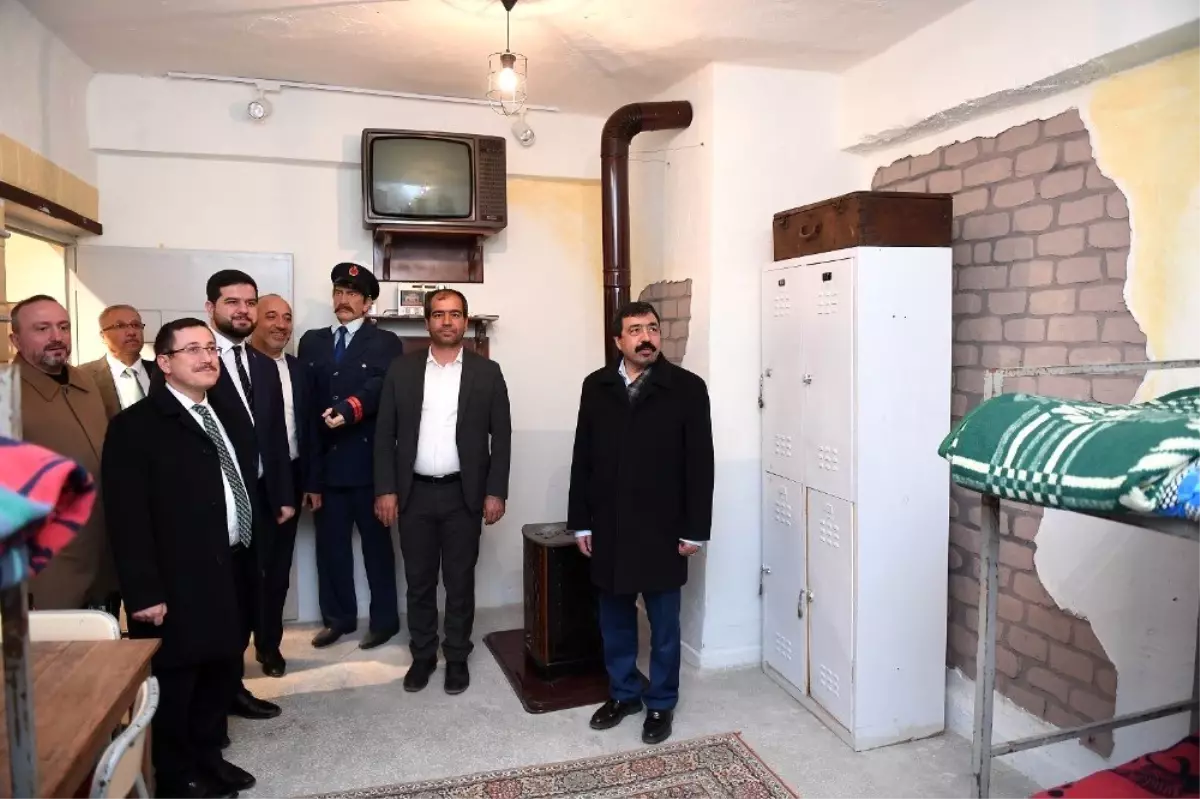 Rektör ve Akademisyenler, Gedik Kültür Merkezini gezdi