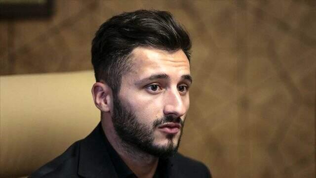 St. Pauli, Barış Pınarı Harekatı'na destek veren Enver Cenk Şahin'in sözleşmesini feshetti