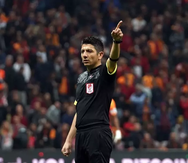 Süper Lig: Galatasaray: 0 - Medipol Başakşehir: 1 (Maç sonucu) Süper Lig: Galatasaray: 0 - Medipol Başakşehir: 1 (Maç sonucu)