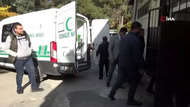 Taksicilerin kavgası kanlı bitti: 1 ölü