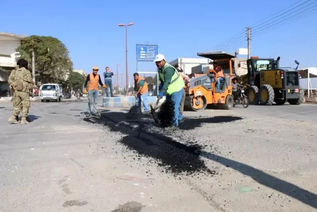 Tel Abyad'da yol çalışmaları devam ediyor
