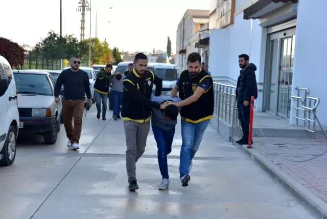 Tornavidalı gaspçılar tutuklandı