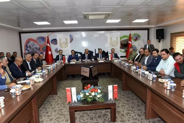 Vali Erin, Telabyad ve Resulayn'daki son durumu anlattı