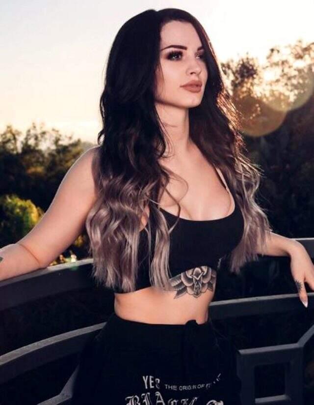 WWE güreşçisi Saraya-Jade Bevis'ten yürek hoplatan pozlar!