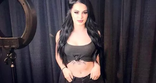 WWE güreşçisi Saraya-Jade Bevis'ten yürek hoplatan pozlar!