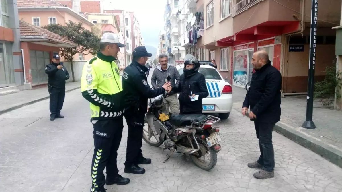 Yakaket'te emniyetten kask uygulaması