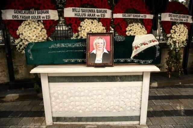 Yaşar Büyükanıt eşinin yanına defnedilecek