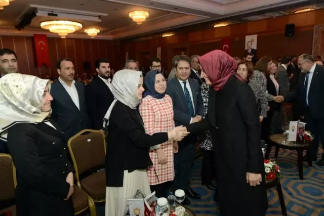 AK Parti Genel Başkan Yardımcısı Kaya Van'da AK Parti Genel Başkan Yardımcısı Kaya Van'da