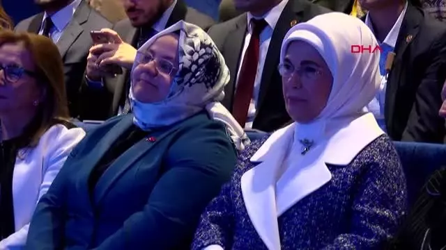 Emine erdoğan, geleceği yazan kadınlar ödül töreni'ne katıldı Emine erdoğan, geleceği yazan kadınlar ödül töreni'ne katıldı
