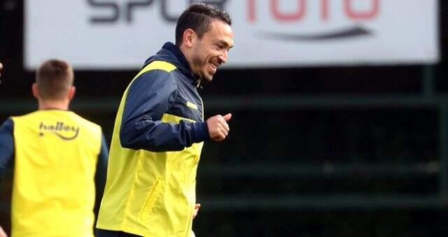 Fenerbahçe'de Mevlüt şoku: Kadrodan çıkartıldı