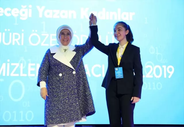 Geleceği Yazan Kadınlar Ödül Töreni Geleceği Yazan Kadınlar Ödül Töreni