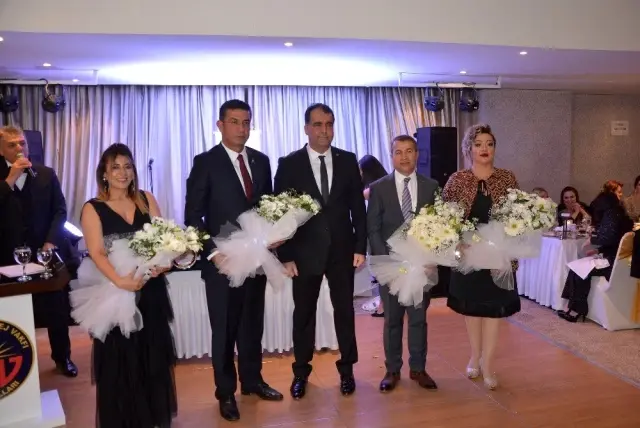GKV'nin Geleneksel Öğretmenler Günü Balosu coşkulu geçti GKV'nin Geleneksel Öğretmenler Günü Balosu coşkulu geçti
