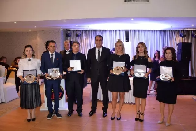 GKV'nin Geleneksel Öğretmenler Günü Balosu coşkulu geçti GKV'nin Geleneksel Öğretmenler Günü Balosu coşkulu geçti