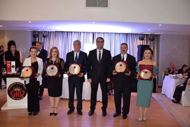 GKV'nin Geleneksel Öğretmenler Günü Balosu coşkulu geçti GKV'nin Geleneksel Öğretmenler Günü Balosu coşkulu geçti