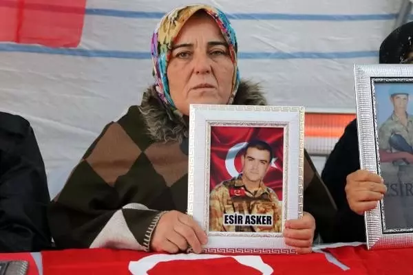 HDP önündeki eylemde 82'nci gün HDP önündeki eylemde 82'nci gün