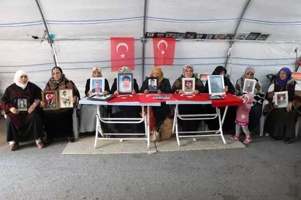 HDP önündeki eylemde 82'nci gün HDP önündeki eylemde 82'nci gün
