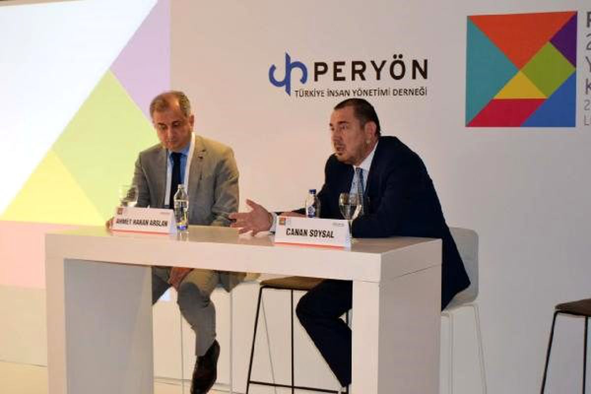 İnsan Yönetimi Kongresi'nde Sabiha Gökçen'i anlattılar