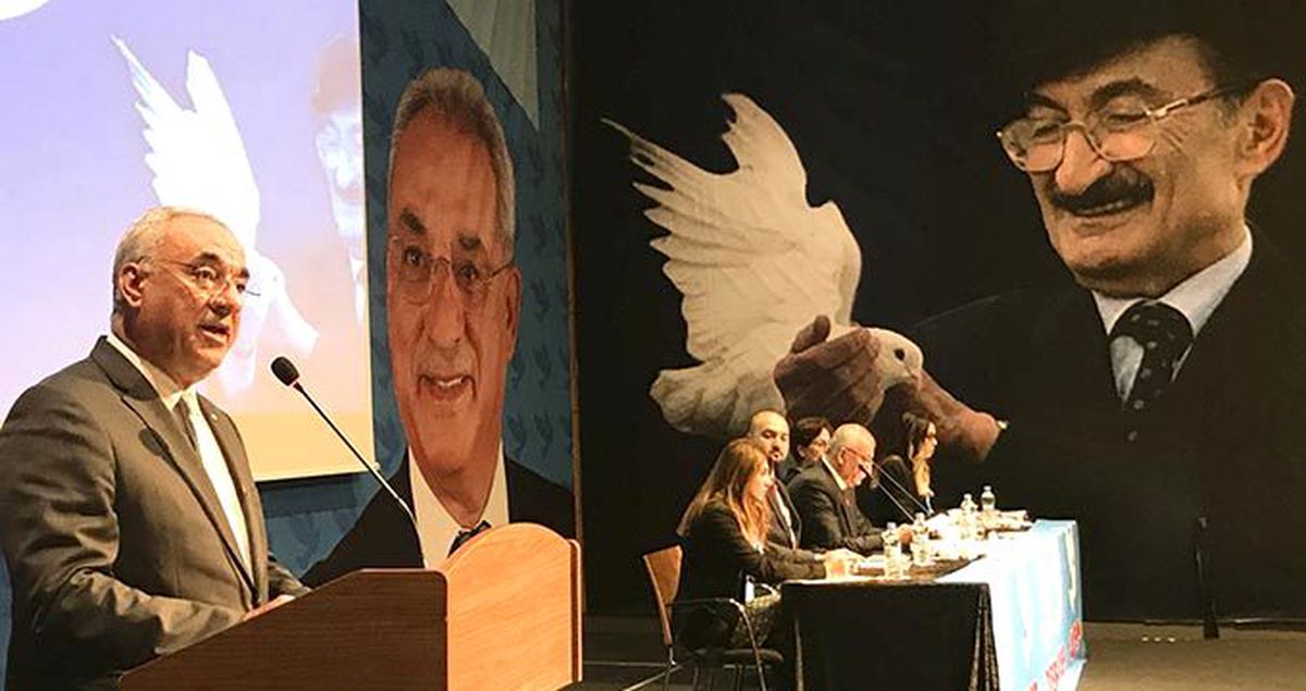Önder Aksakal'dan 'Beştepe'ye giden CHP'li' iddialarıyla ilgili açıklama: CHP içerisinde bu tip entrikalar hep olmuştur