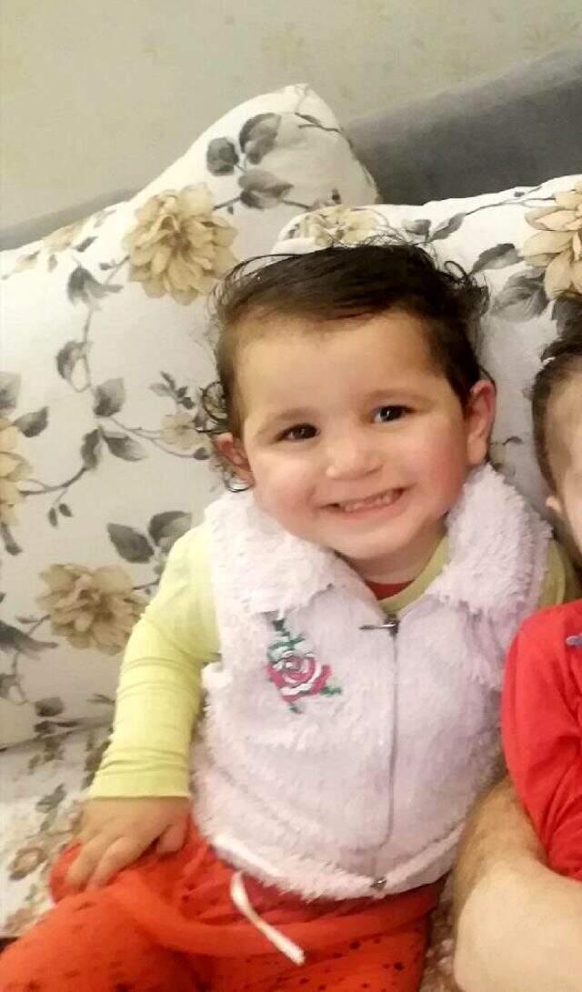 3 yaşındaki kız çocuğuna düğün konvoyundan açılan ateş sonucu kurşun isabet etti