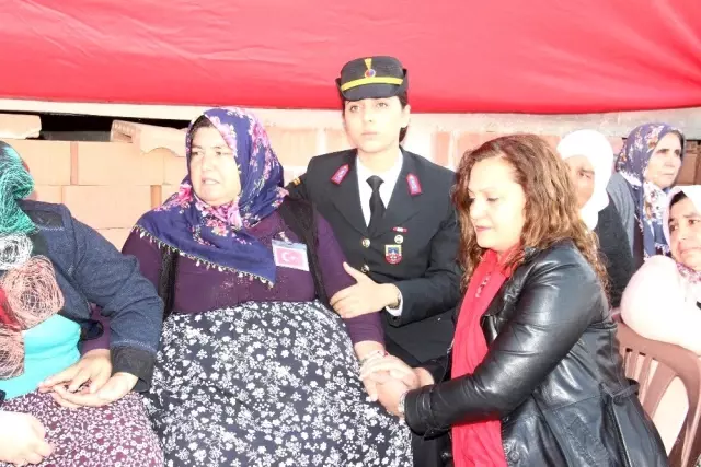 Barış Pınarı şehidi memleketinde son yolculuğuna uğurlandı