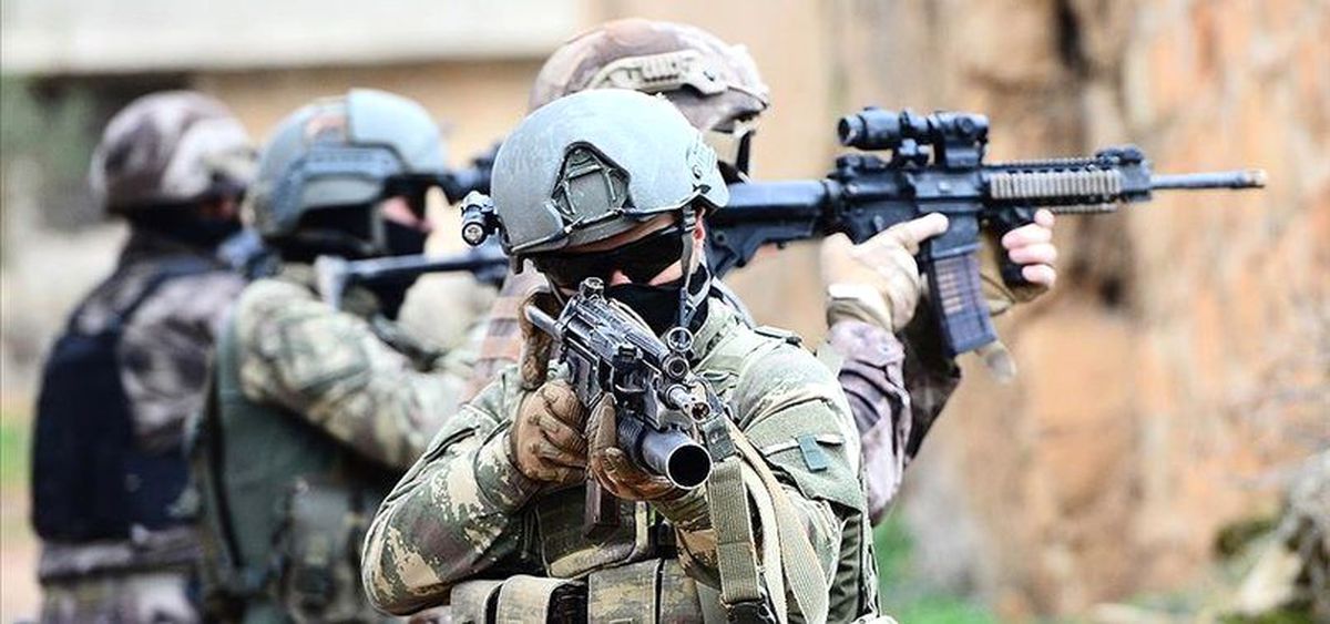 Diyarbakır'da 7 sivilin şehit olduğu saldırıyı düzenleyen 3 PKK'lı terörist öldürüldü