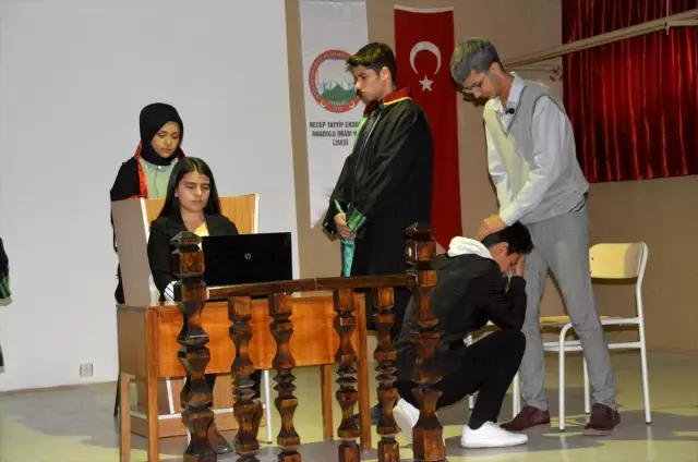 Eleşkirt'te Öğretmenler Günü kutlandı Eleşkirt'te Öğretmenler Günü kutlandı