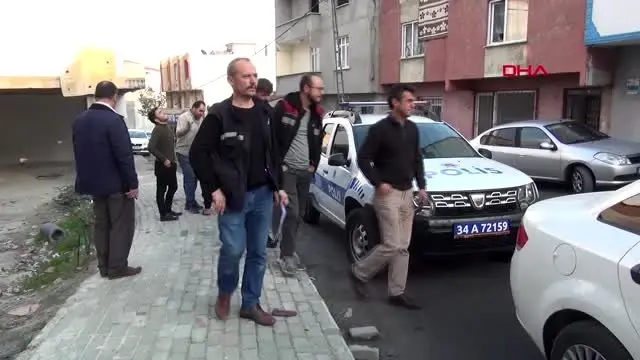 3 yaşındaki kız çocuğuna düğün konvoyundan açılan ateş sonucu kurşun isabet etti 3 yaşındaki kız çocuğuna düğün konvoyundan açılan ateş sonucu kurşun isabet etti