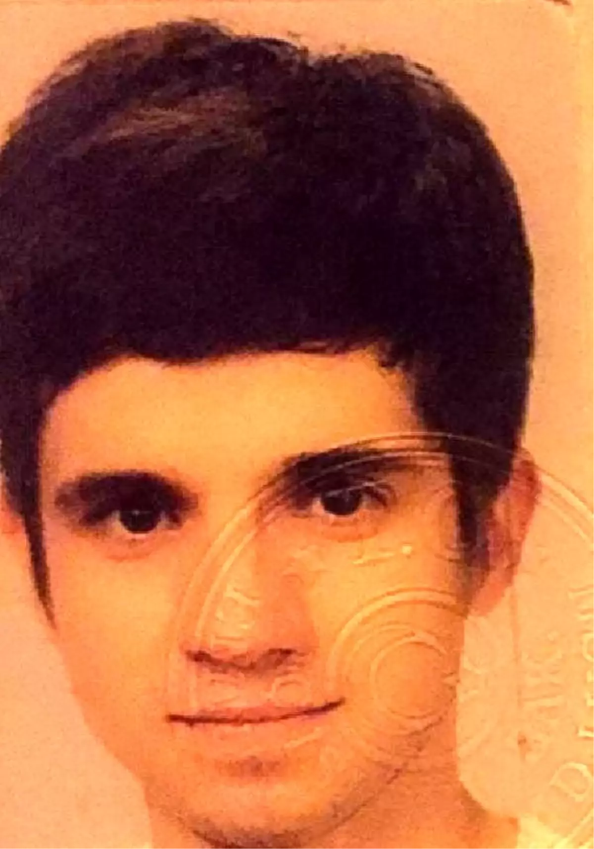 Midibüs ile çarpışan otomobilin sürücüsü öldü