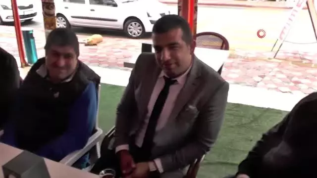 Öğrencisinin anı defterini 28 yıl sakladı