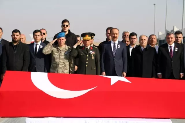 Şehit Mustafa Akkaya memleketine uğurlandı Şehit Mustafa Akkaya memleketine uğurlandı