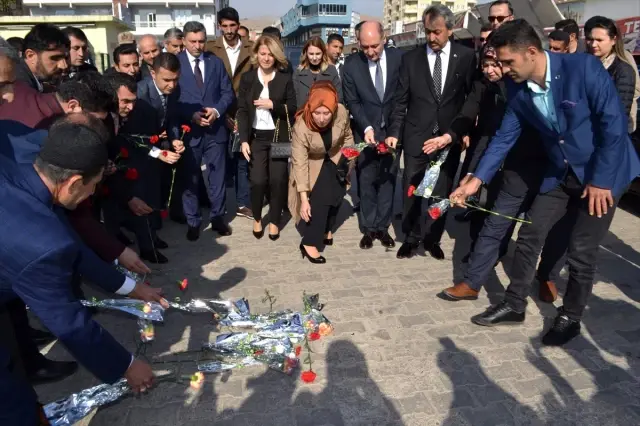Şehit öğretmen Aybüke Yalçın katledildiği yerde anıldı Şehit öğretmen Aybüke Yalçın katledildiği yerde anıldı