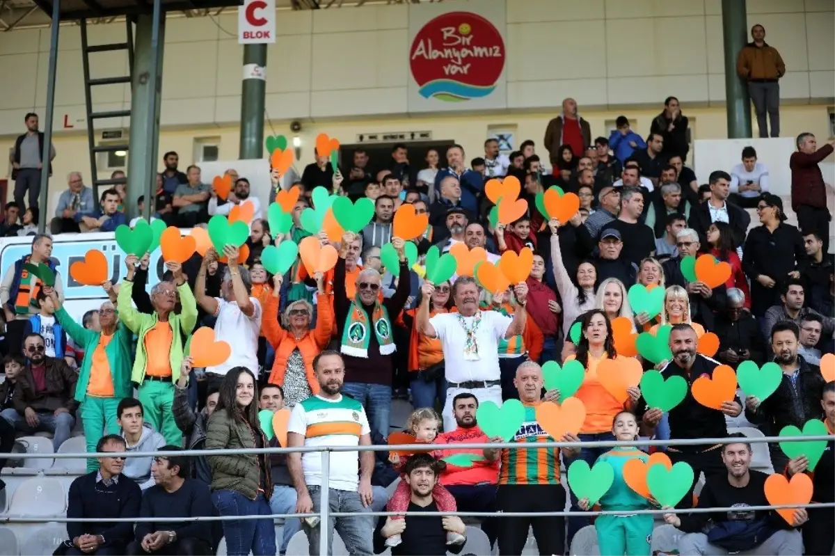 Süper Lig: Alanyaspor: 0 - Göztepe: 0 (İlk yarı)